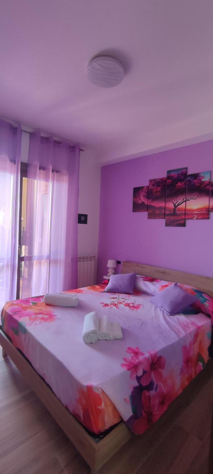 Love Home Apartament Near The Airport Ф'юмічіно Екстер'єр фото